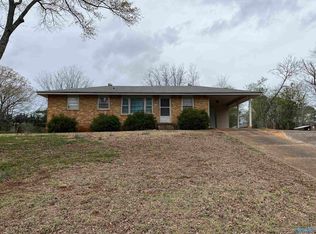 3706 Broadmor Rd NW, Huntsville, AL 35810