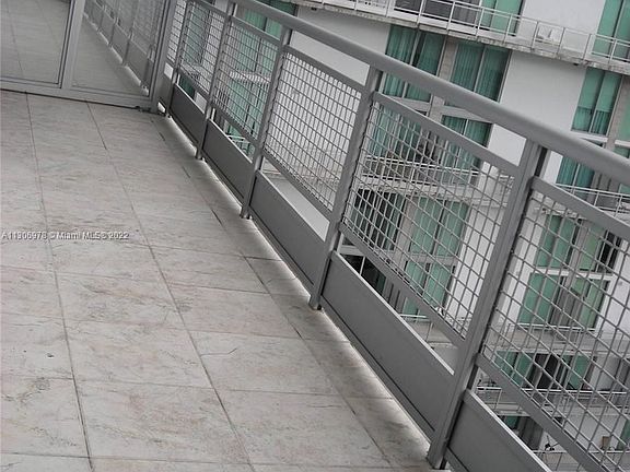 3rd image of 690 SW 1st Ct Penthouse I15
