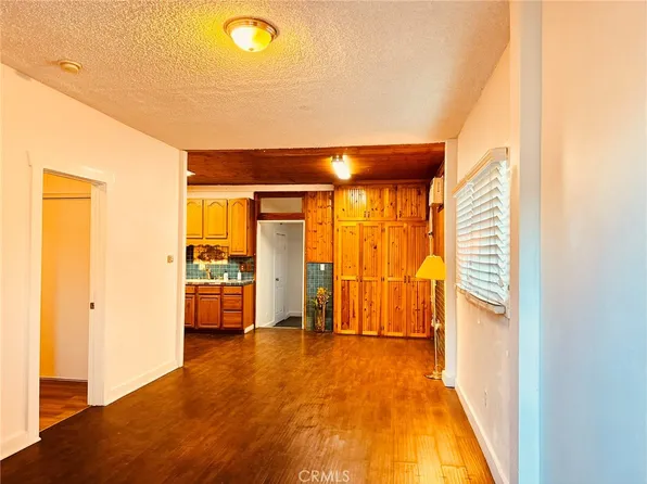 260 E South St, Long Beach, CA 90805