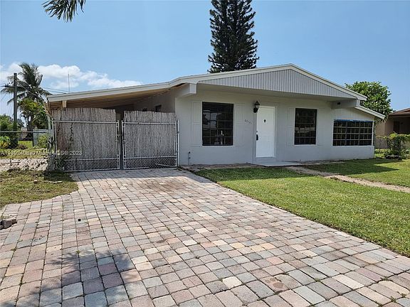 3rd image of 20131 NW 15th Ave