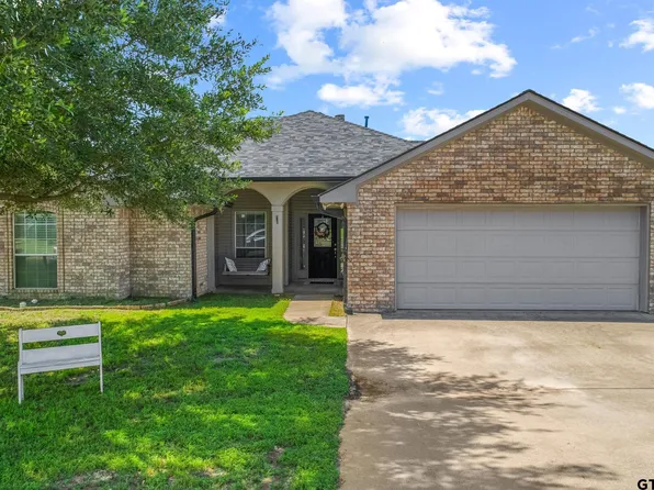 11245 Meadows Dr, Flint, TX 75762