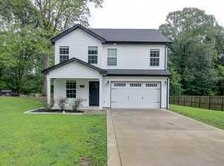 620 Linda Ln, Clarksville, TN 37042