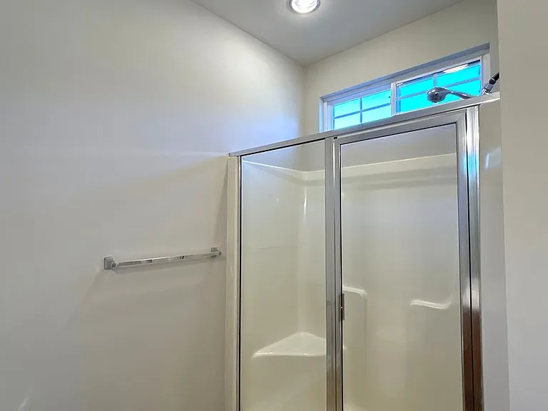 2140 Pineapple Ct — Photo 10