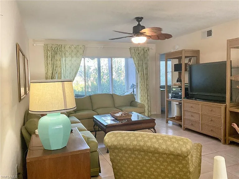 3062 Sandpiper Bay Cir #K102 — Photo 4