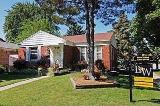 1st image of 7656 Lockwood Ave