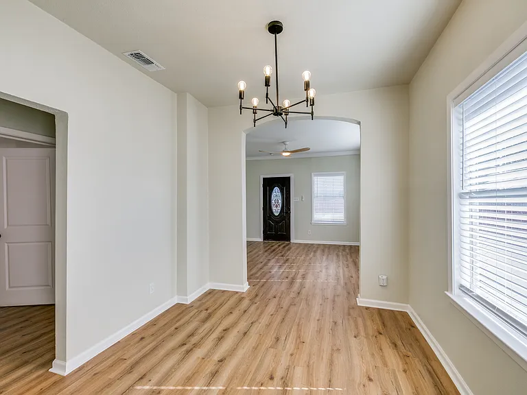 2633 S Denley Dr — Photo 8