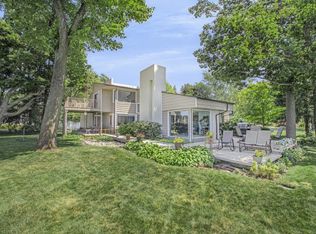 1630 Park Dr, Benton Harbor, MI 49022