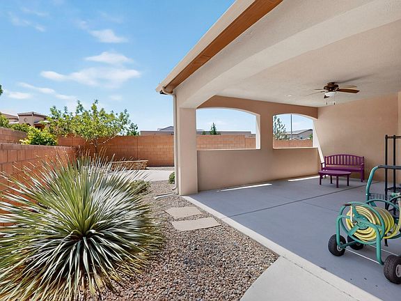 5th image of 1810 Vista De Colinas Dr SE