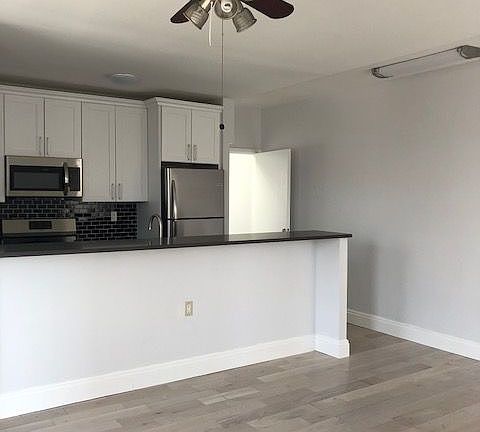 3rd image of 26-01 23rd Ave #2