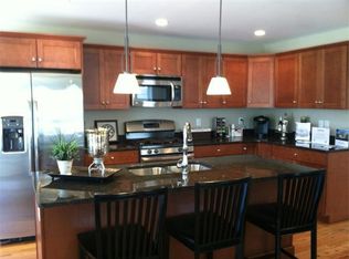 22 Carousel Ter, Dartmouth, MA 02747