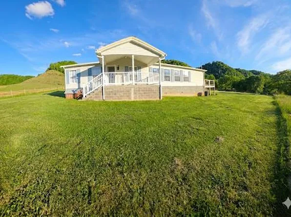 1208 Quarry Rd, Castlewood, VA 24224