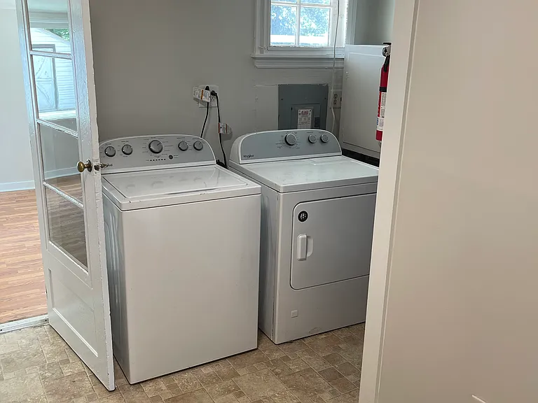 42 Farnsworth Ave — Photo 8