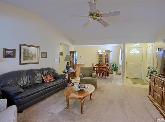 5th image of 53055 Barberry Cir