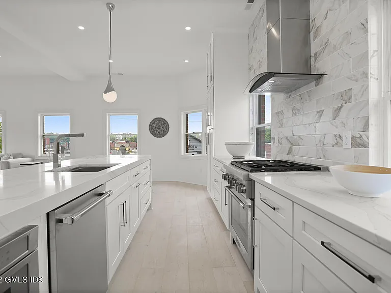 111 Mill St #PENTHOUSE — Photo 9