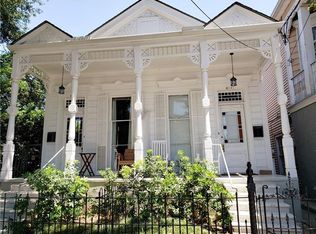 6121 Magazine St, New Orleans, LA 70118