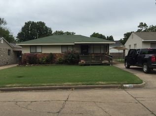 217 SE Elmhurst Ave, Bartlesville, OK 74006