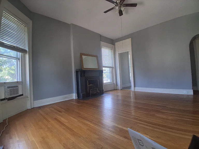 1501 Hepburn Ave #4 — Photo 2
