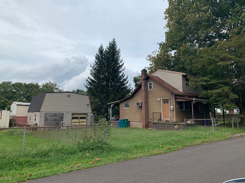 2nd image of 1814 Ritter Ave