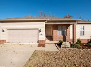 2040 Shadow Falls Dr, Conway, AR 72032