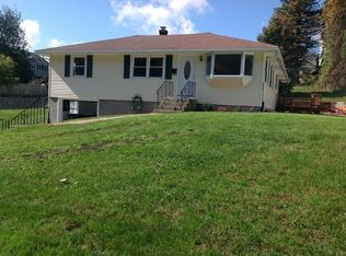 504 Pleasant St, Leicester, MA 01524