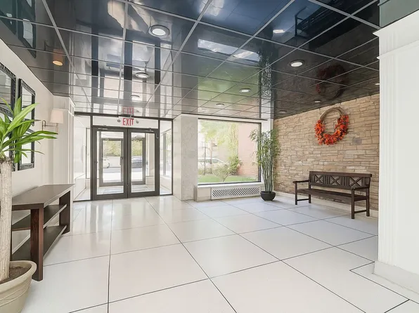 2711 Avenue X image 3 of 41