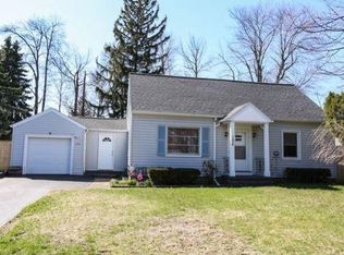 105 Pepperidge Dr, Rochester, NY 14626