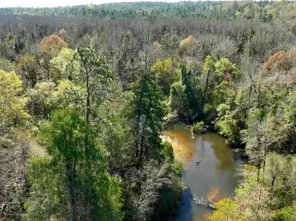 2B Cotton Lake Rd, Mc David, FL 32568