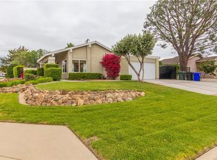 13080 Pinon St, Etiwanda, CA 91739