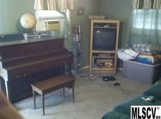 2139 4th Ave NW, Hickory, NC 28601