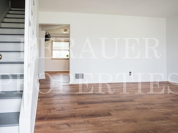 3rd image of 5555 Childs Ave