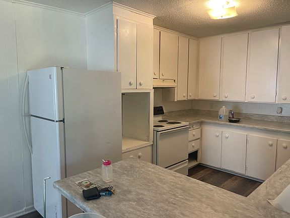 4th image of 312 5th St SW Unit 1