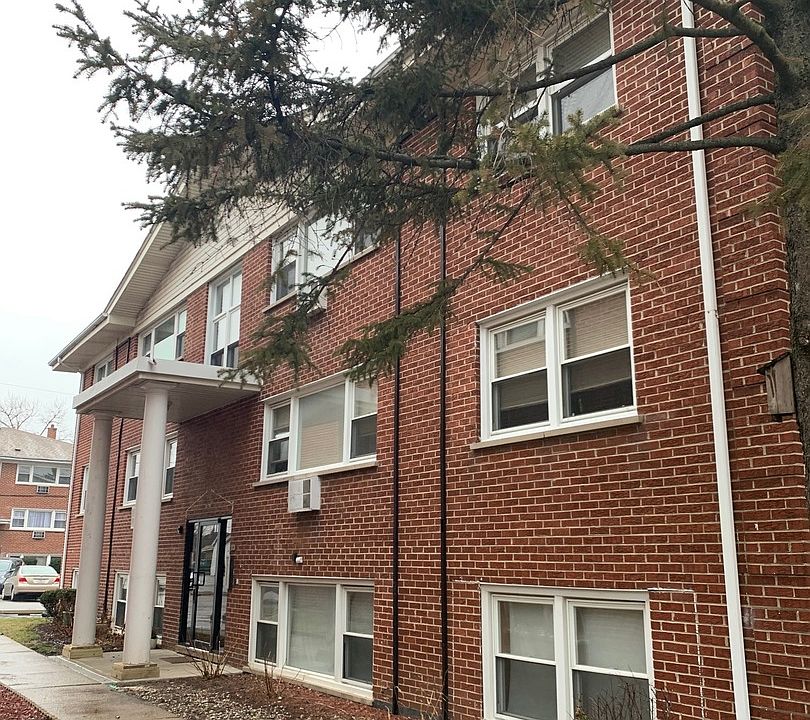 1st image of 10145 Hartford Ct APT 2B