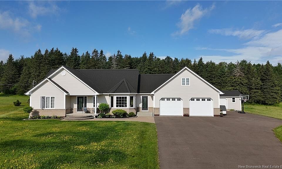 1st image of 32 Falconer Rd