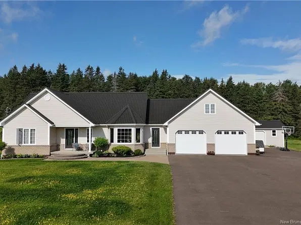 32 Falconer Rd, Dundas, NB E4V 1Y5
