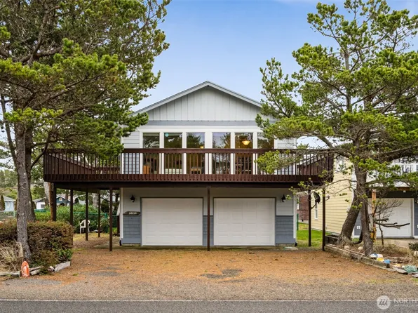 30210 G Street, Ocean Park, WA 98640