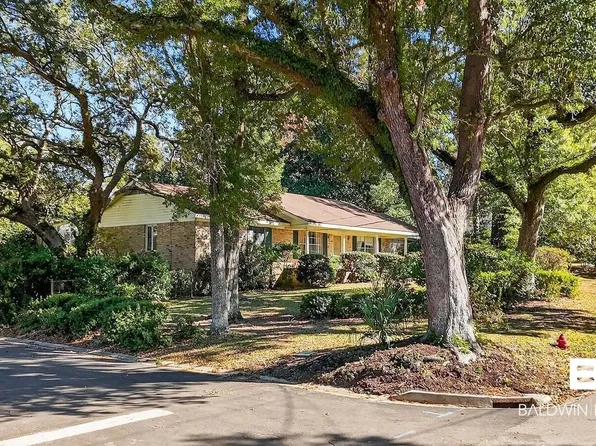 115 Pecan Ave, Fairhope, AL 36532