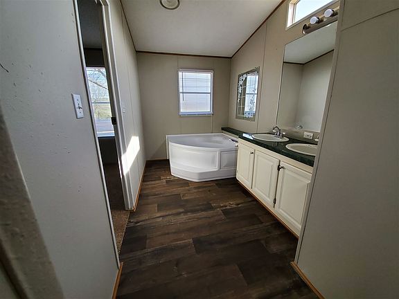 5th image of 10350 County Road 3168