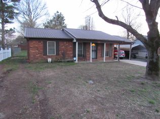 1217 3rd St, Trumann, AR 72472
