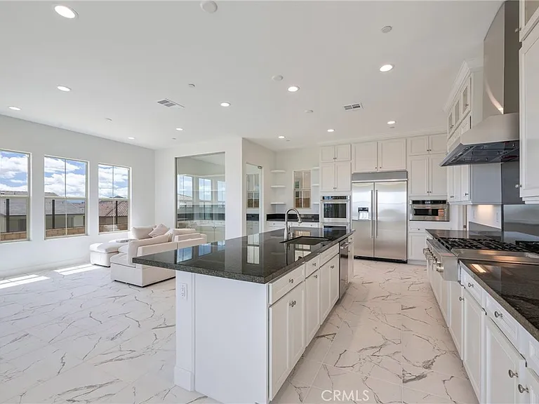 21204 Currant Ct — Photo 27