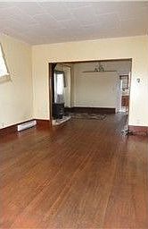 2nd image of 651 Carlisle Ave