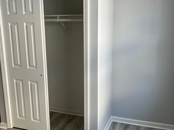 5th image of 48 Sherman St