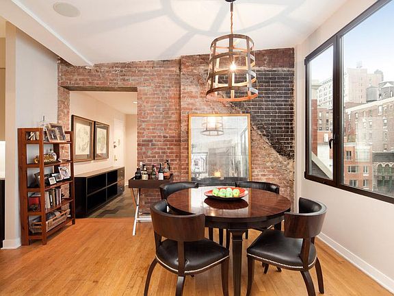 3rd image of 23 E 10th St APT 809
