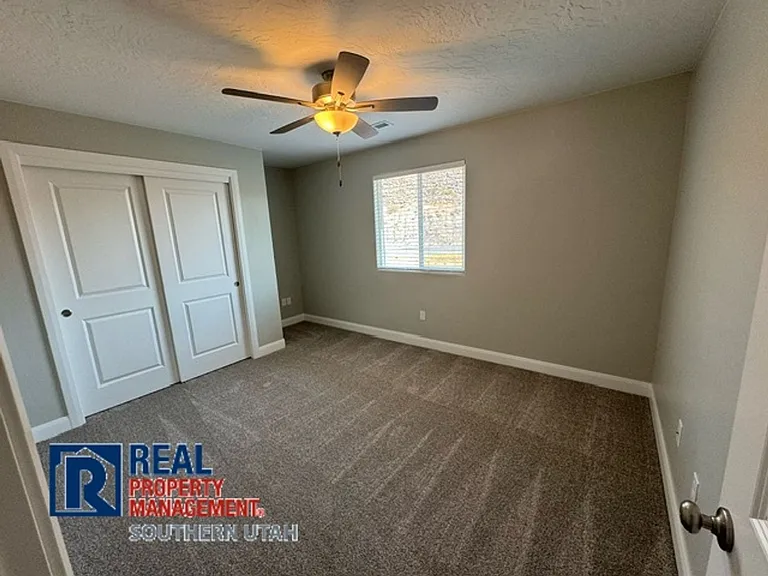 1042 S 1450 E #36 — Photo 10