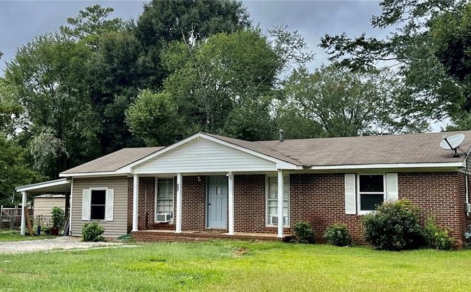 302 Hall Ave, Opelika, AL 36804 MLS 167393 Zillow