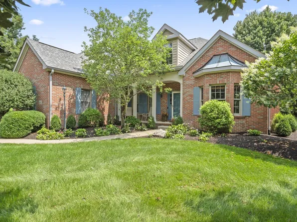 261 Glyn Tawel Dr, Granville, OH 43023