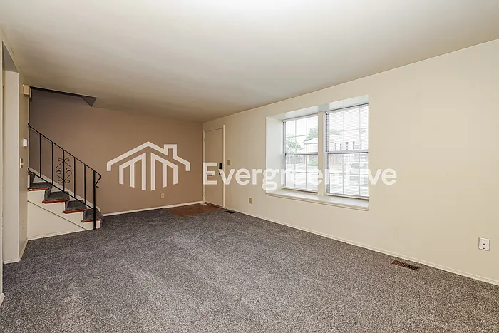 7592 Mount Hood Dr — Photo 5
