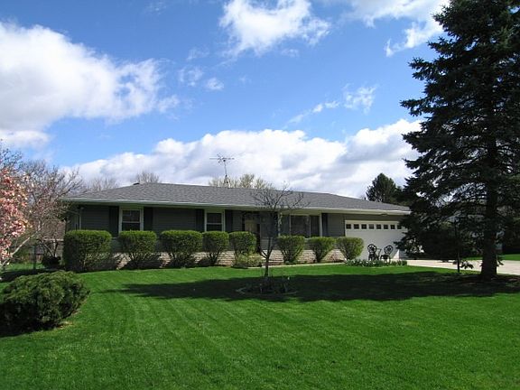 2nd image of 25659 Meadow Oak Ln