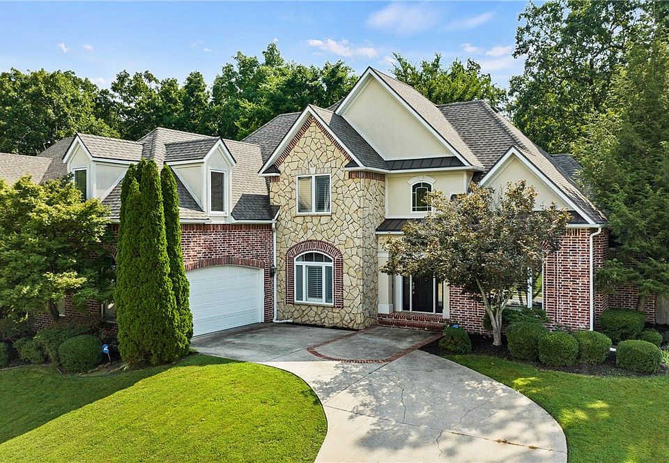 1st image of 2458 N Worthington Way