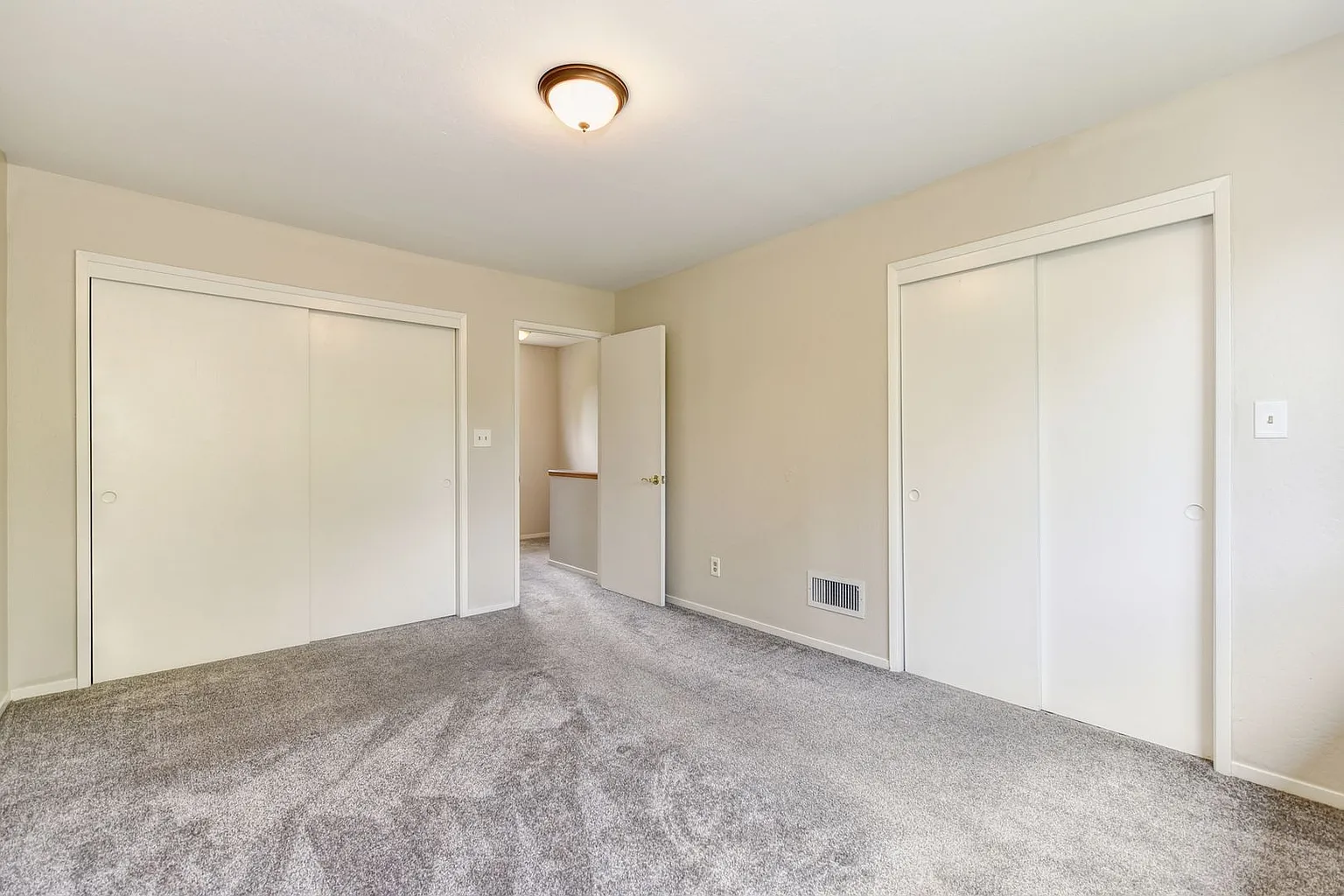 5932 Lake Crest Way photo 1