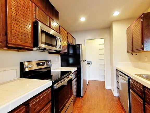4th image of 1143 Tivoli Ln Unit 108